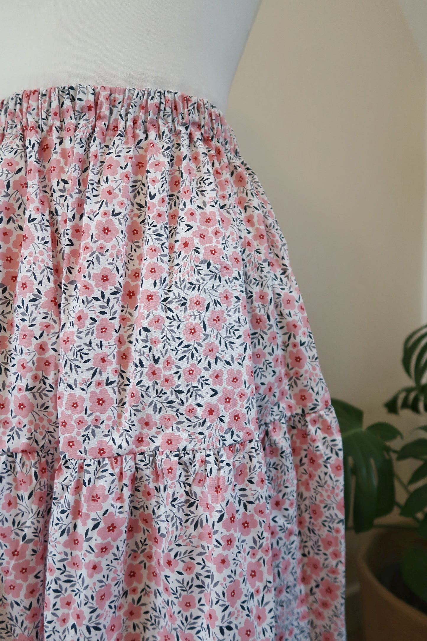 Ruffled Skirt in Pink Daisies