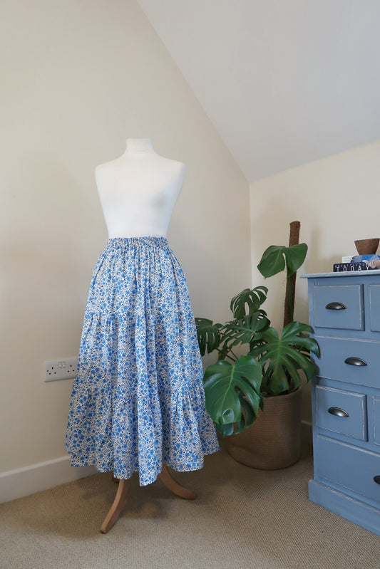 Ruffled Skirt in Blue Daisies